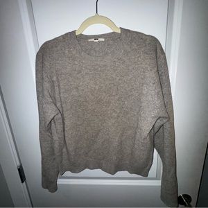UNIQLO Grey/beige sweater